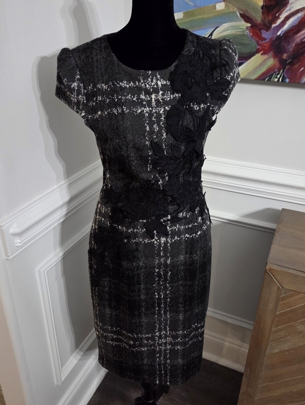 Betsey Johnson Plaid Knit Sheath Dress Black 3D Floral Lace Applique Size 4